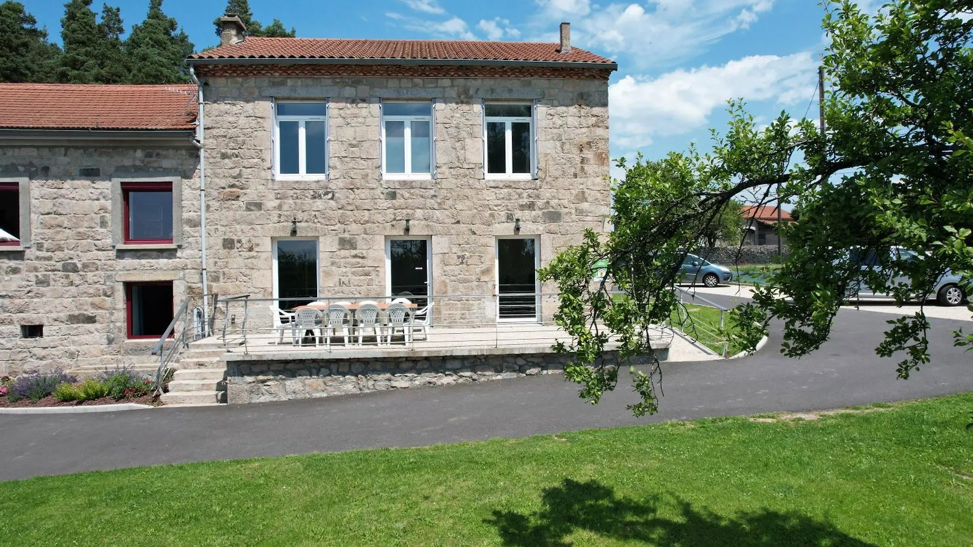 Hotel La Bonne Adresse Sainte-Sigolene